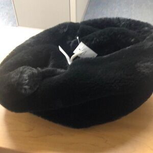 American eagle faux fur scarf